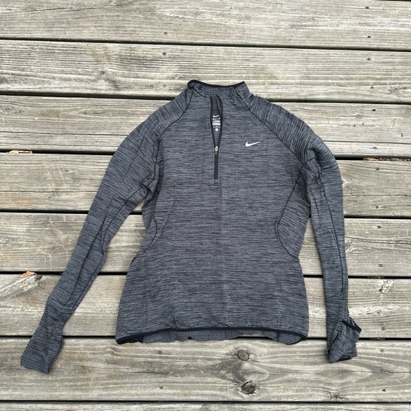 Nike Tops - Nike Dri-FIT Gray Half-Zip Long Sleeve Running Pullover Women's Medium‎